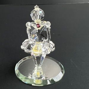 Vintage 1980’s Ballerina figurine Crystal palace
